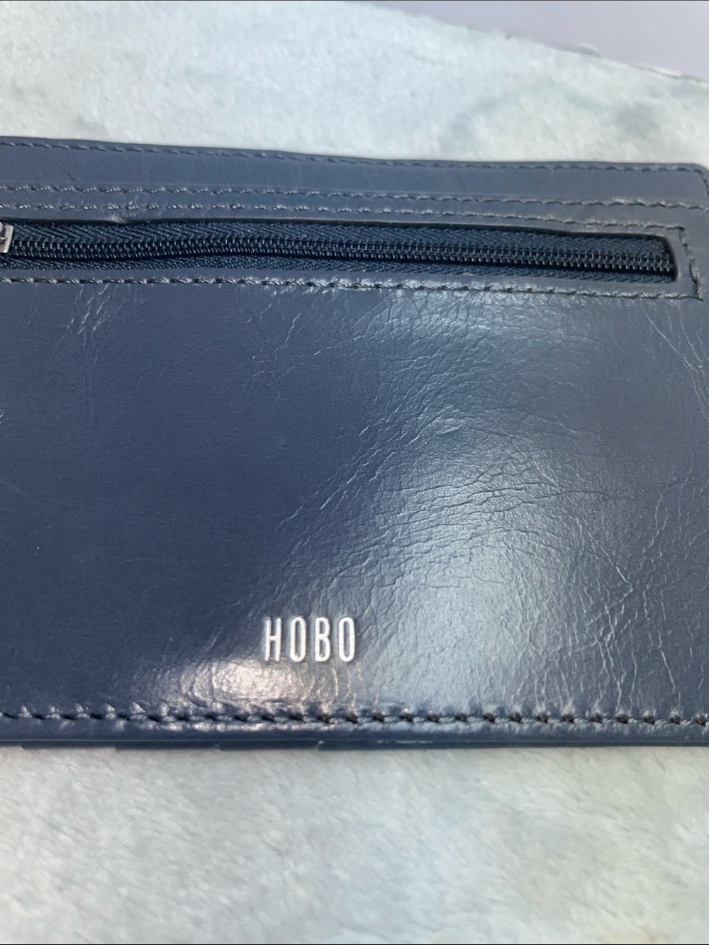 Hobo ‘Euro’ Slide Card Case - Picture 2 of 10